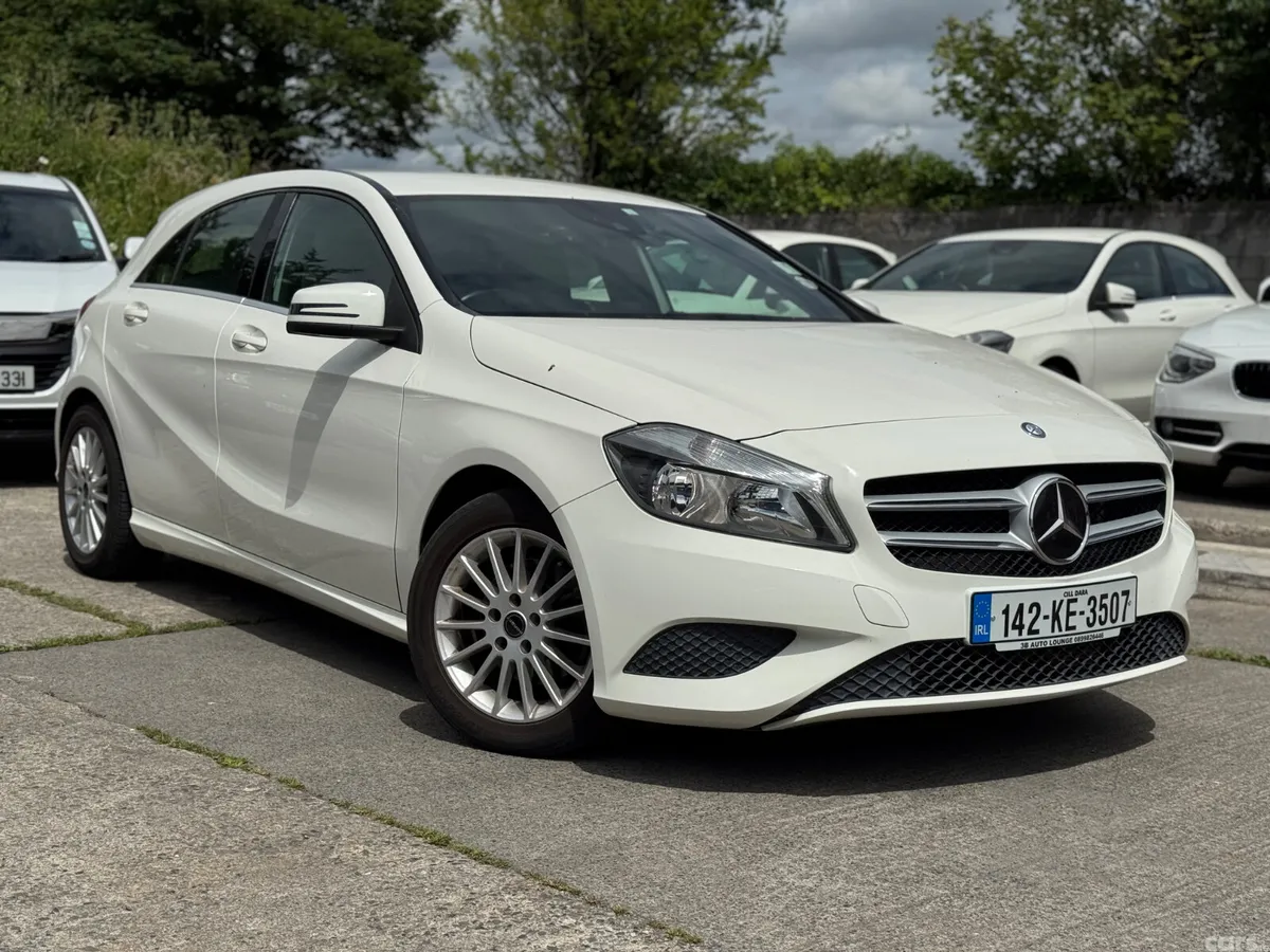 Mercedes-Benz A-Class Hatchback, Petrol, 2014, White