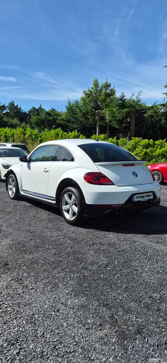 Volkswagen Beetle Coupe, Petrol, 2017, White