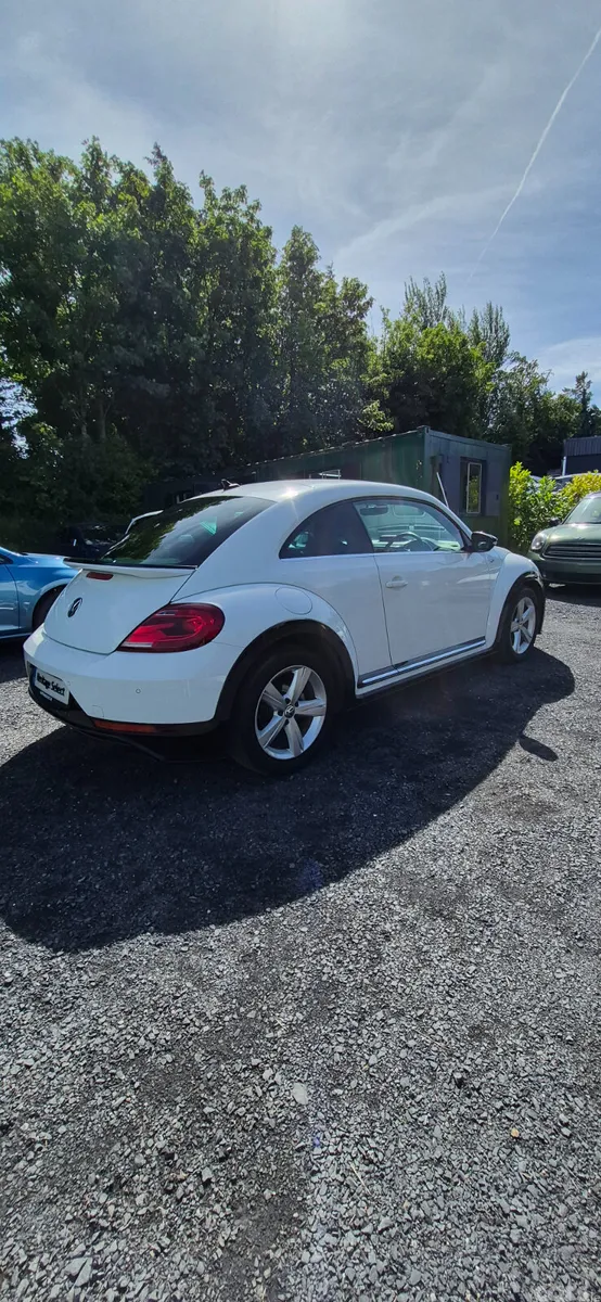 Volkswagen Beetle Coupe, Petrol, 2017, White