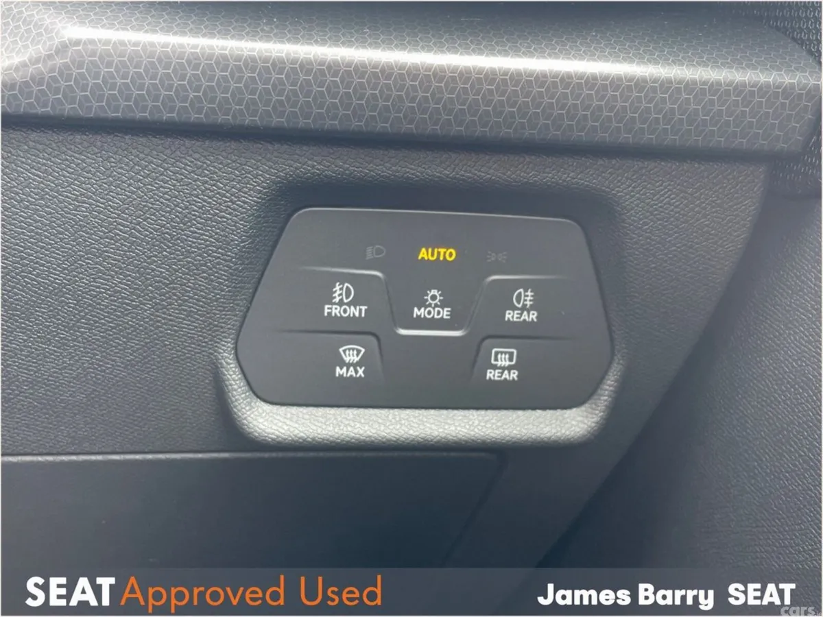 SEAT Leon Estate, Petrol, 2026, Black