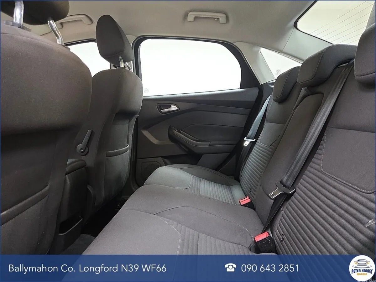 Ford Focus Saloon, Diesel, 2017, Black