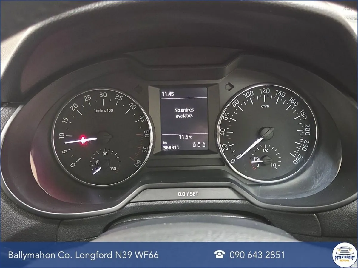 Skoda Octavia Saloon, Diesel, 2013, Black
