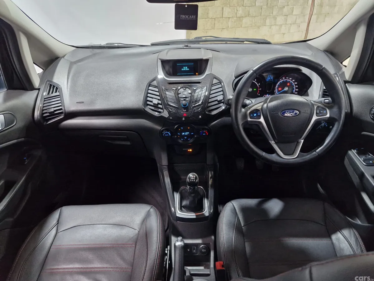 Ford EcoSport SUV, Petrol, 2015, Black