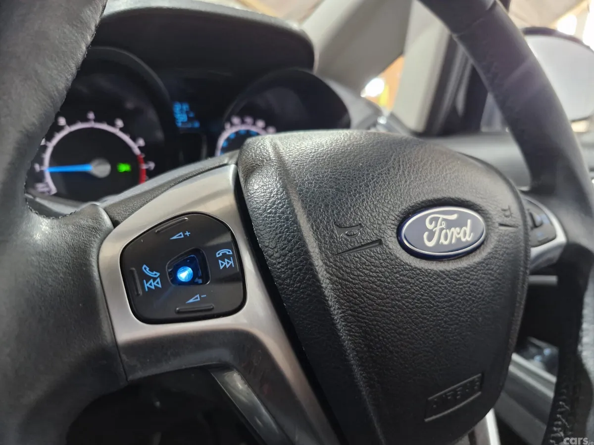 Ford EcoSport SUV, Petrol, 2015, Black