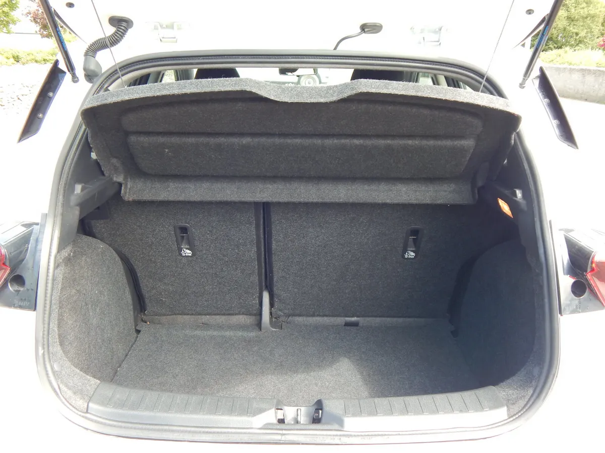 Nissan Micra Hatchback, Petrol, 2019, White