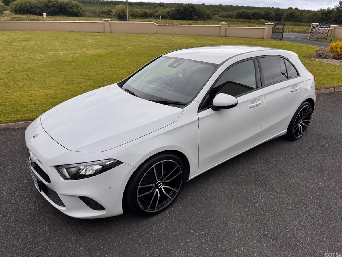 Mercedes-Benz A-Class Hatchback, Diesel, 2019, White