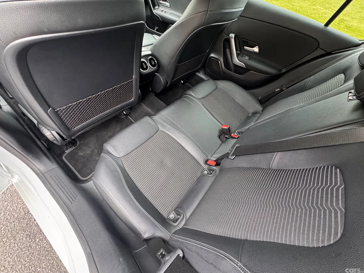 Mercedes-Benz A-Class Hatchback, Diesel, 2019, White