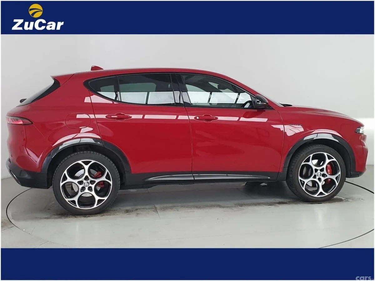 Alfa Romeo Tonale MPV, Petrol Plug-in Hybrid, 2023, Red