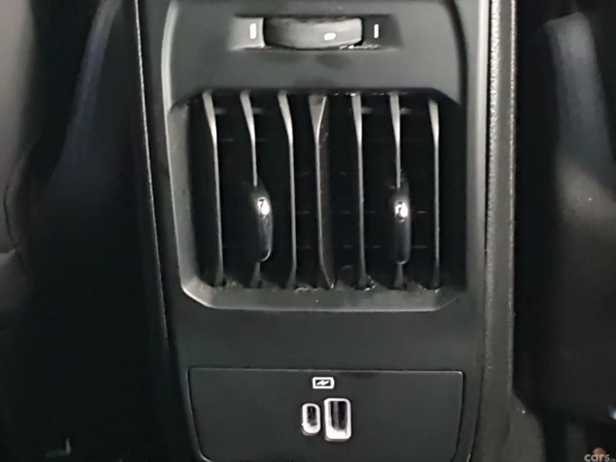 Alfa Romeo Tonale MPV, Petrol Plug-in Hybrid, 2023, Red
