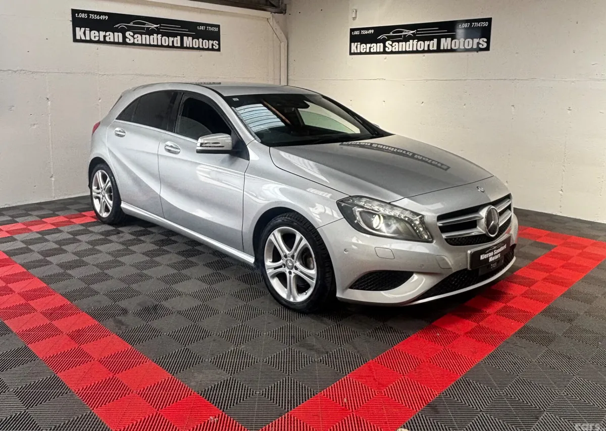 Mercedes-Benz A-Class Hatchback, Petrol, 2015, Silver