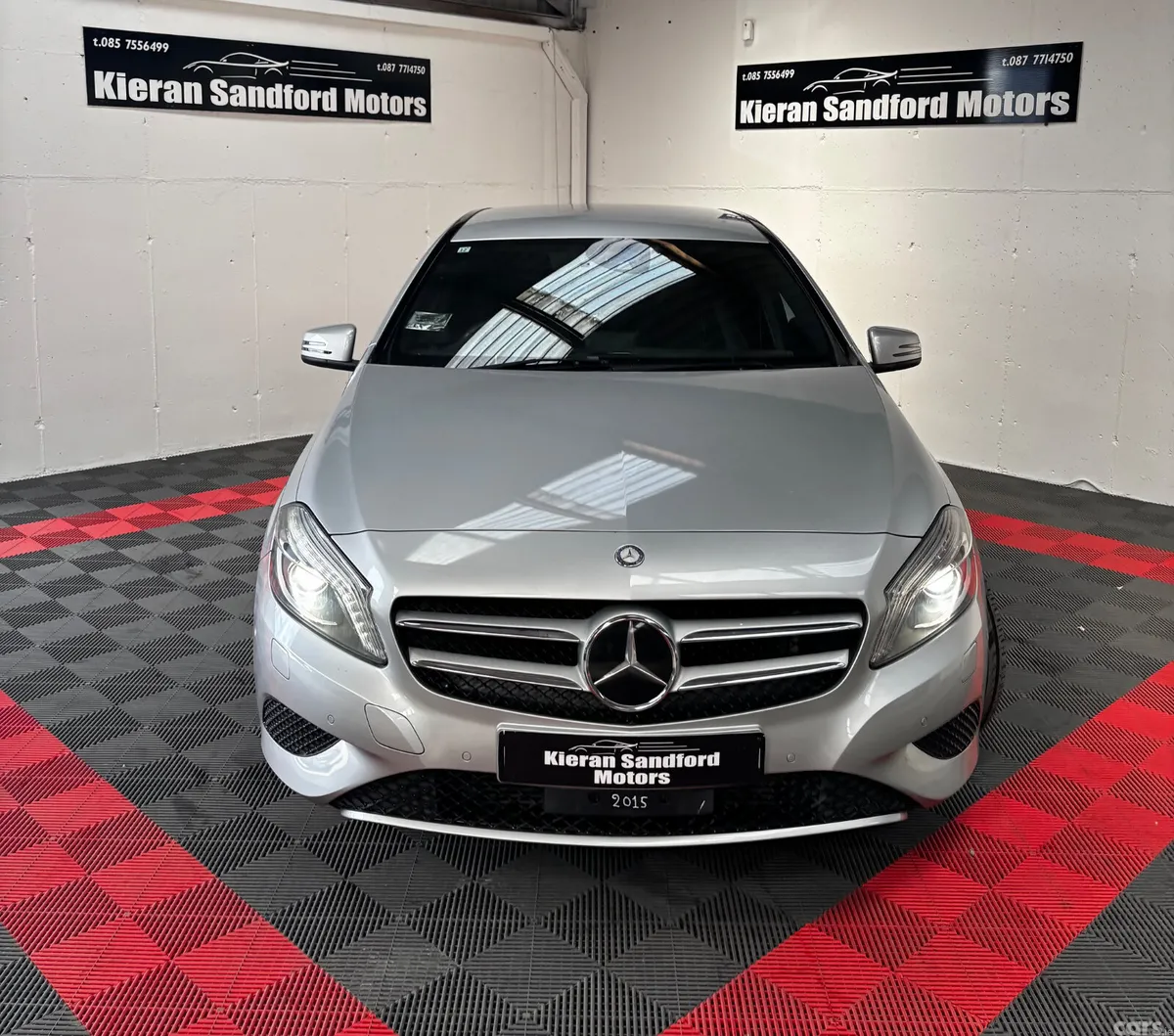 Mercedes-Benz A-Class Hatchback, Petrol, 2015, Silver