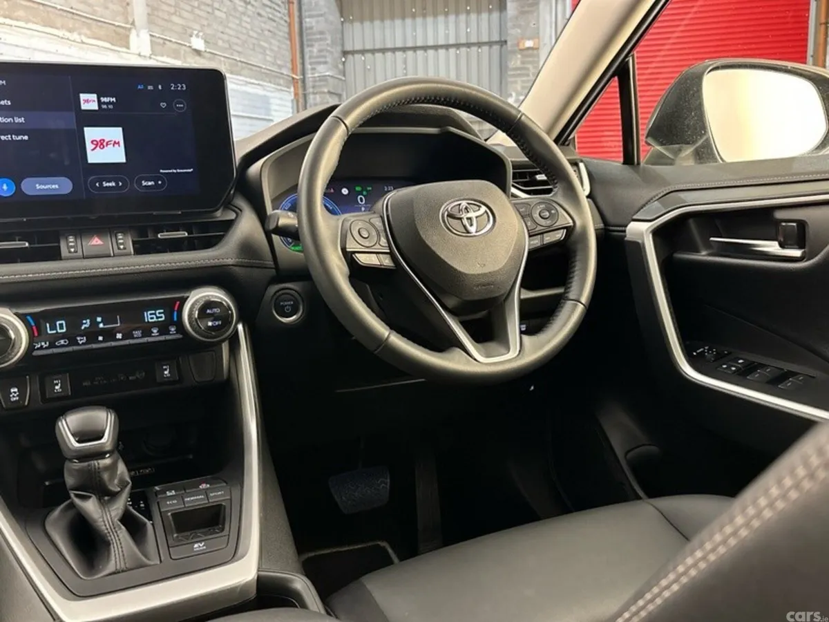 Toyota RAV4 SUV, Petrol Hybrid, 2025, Black