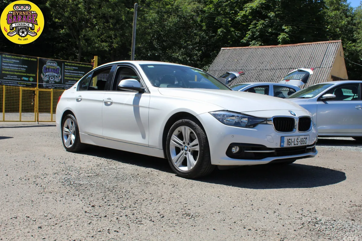BMW 3-Series Saloon, Petrol Plug-in Hybrid, 2016, White