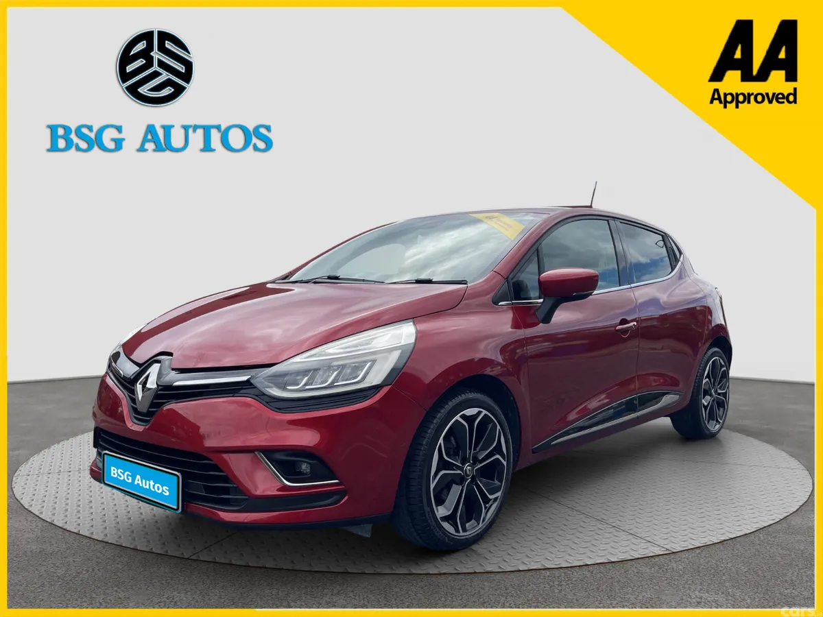 Renault Clio Hatchback, Petrol, 2019, Red