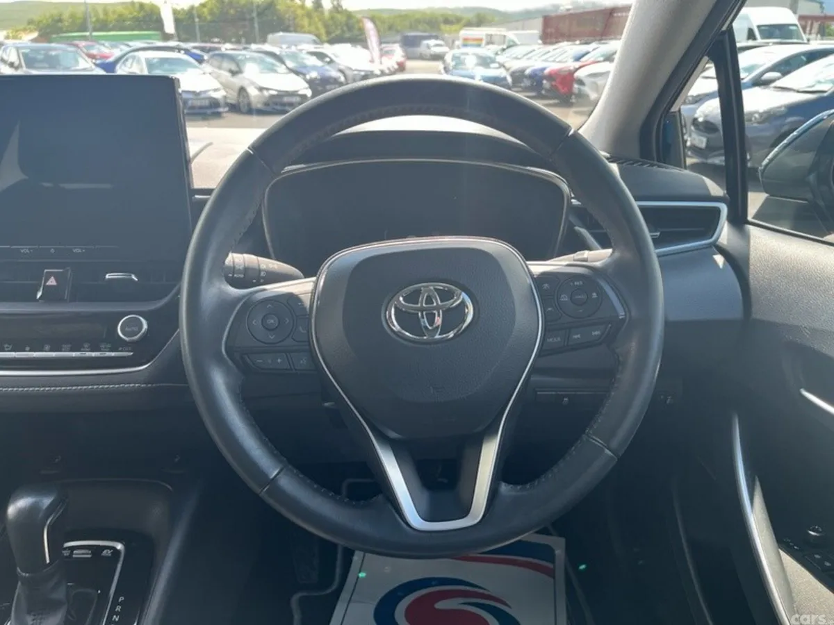 Toyota Corolla Saloon, Petrol Hybrid, 2023, Blue