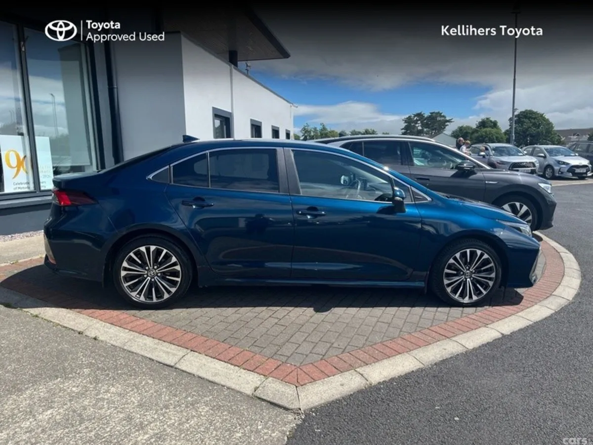 Toyota Corolla Saloon, Petrol Hybrid, 2023, Blue