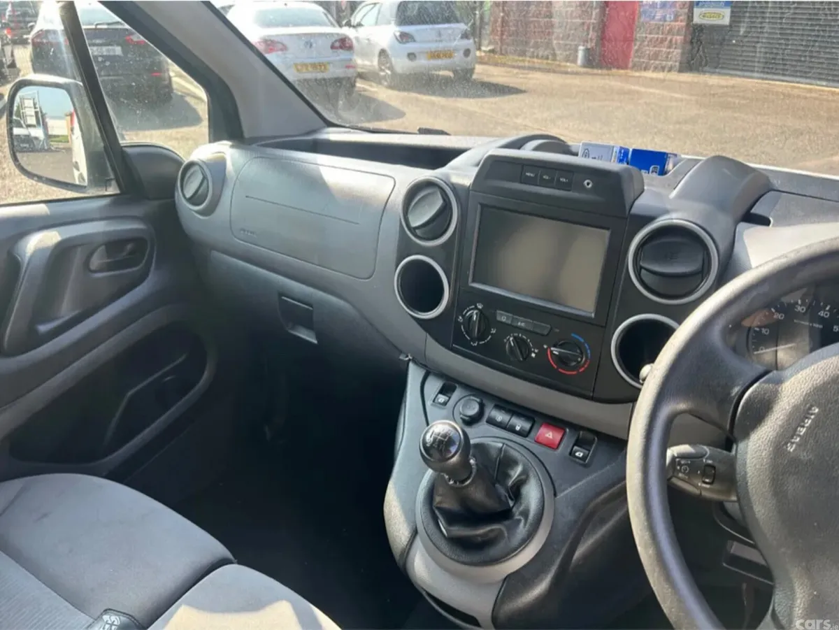 Peugeot Partner MPV, Diesel, 2016, White