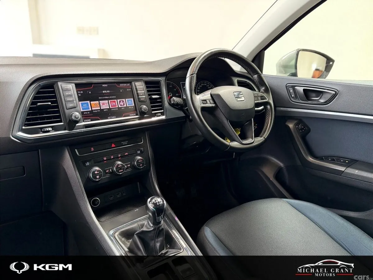 SEAT Ateca SUV, Petrol, 2018, Gold