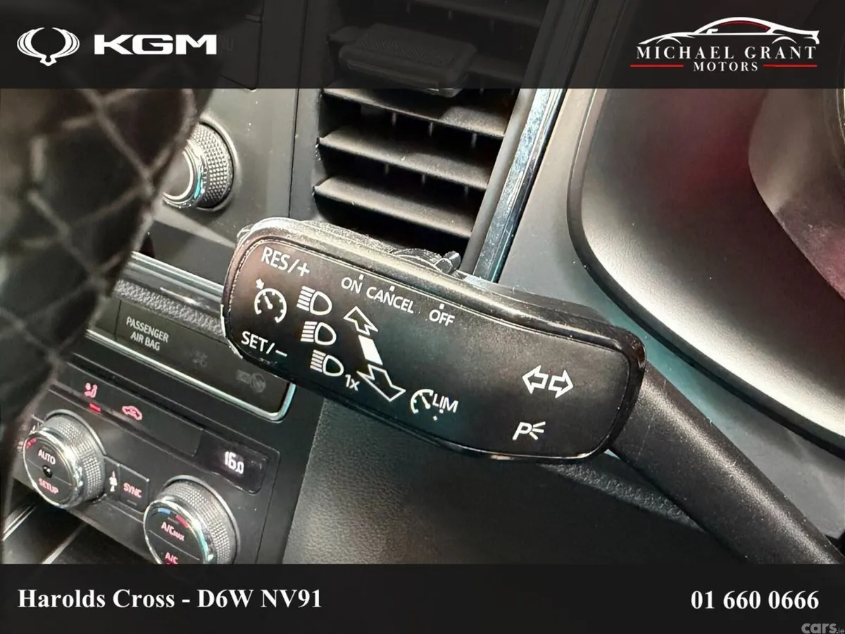 SEAT Ateca SUV, Petrol, 2018, Gold