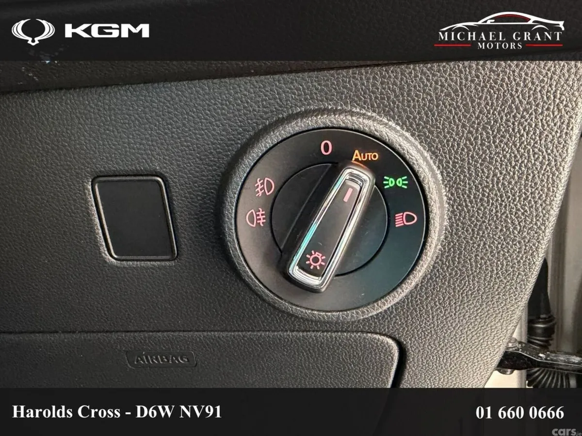 SEAT Ateca SUV, Petrol, 2018, Gold
