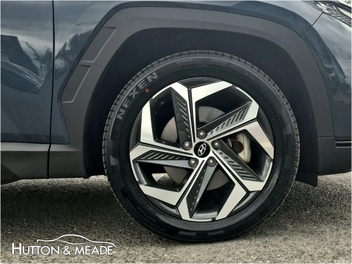 Hyundai Tucson SUV, Petrol Hybrid, 2023, Green