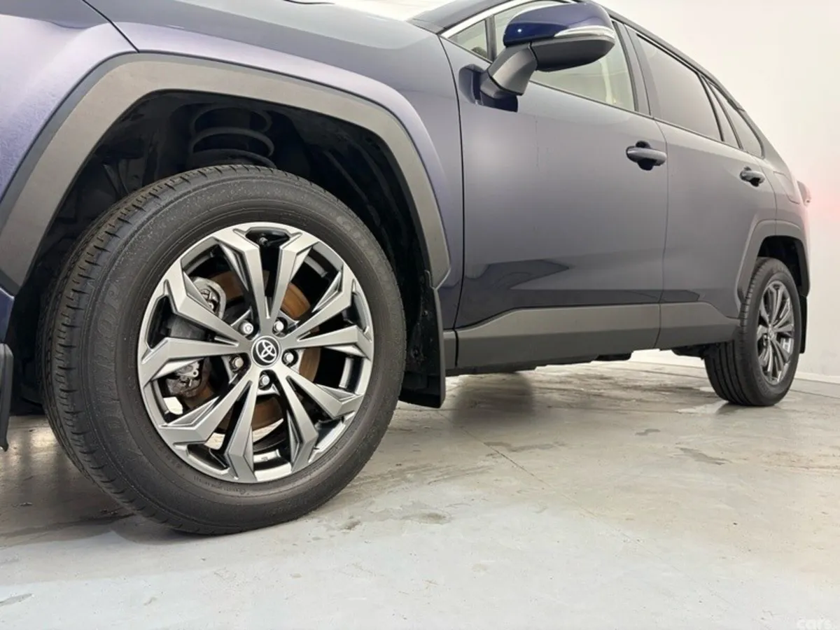 Toyota RAV4 SUV, Petrol Hybrid, 2023, Blue