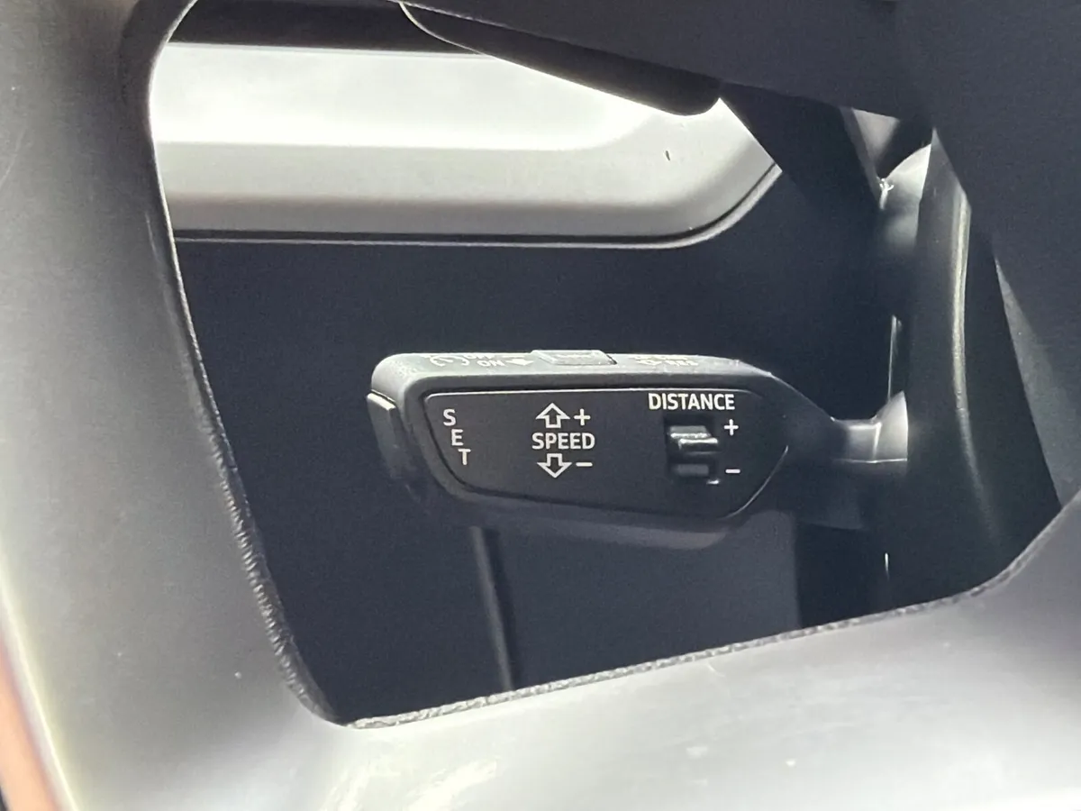 Audi e-tron Hatchback, Electric, 2023, Black