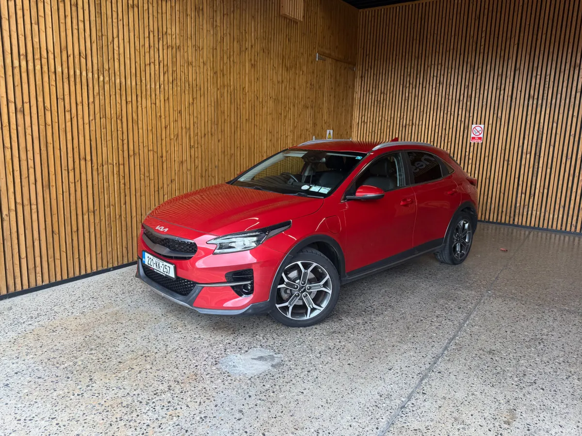 Kia XCeed Hatchback, Petrol Plug-in Hybrid, 2022, Red
