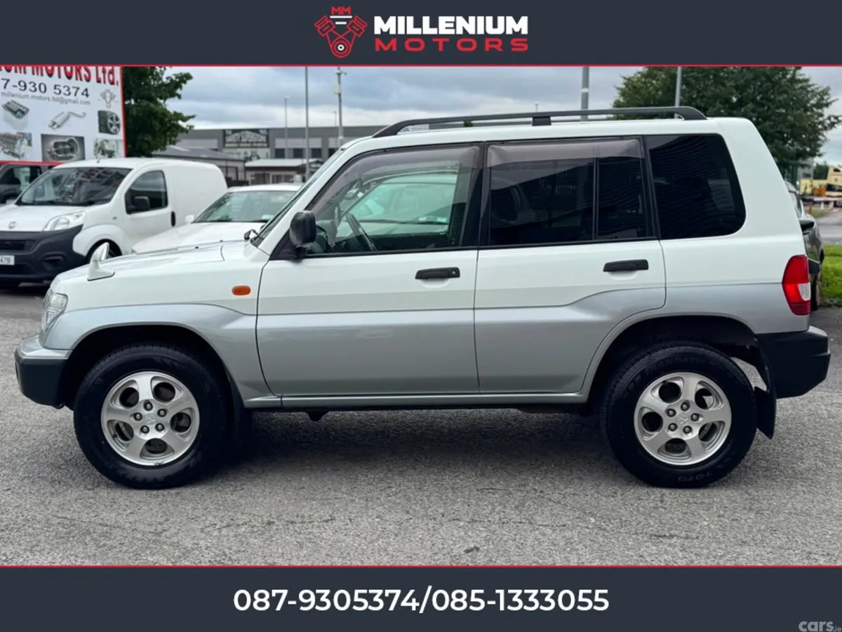 Mitsubishi Other SUV, Petrol, 1998, White