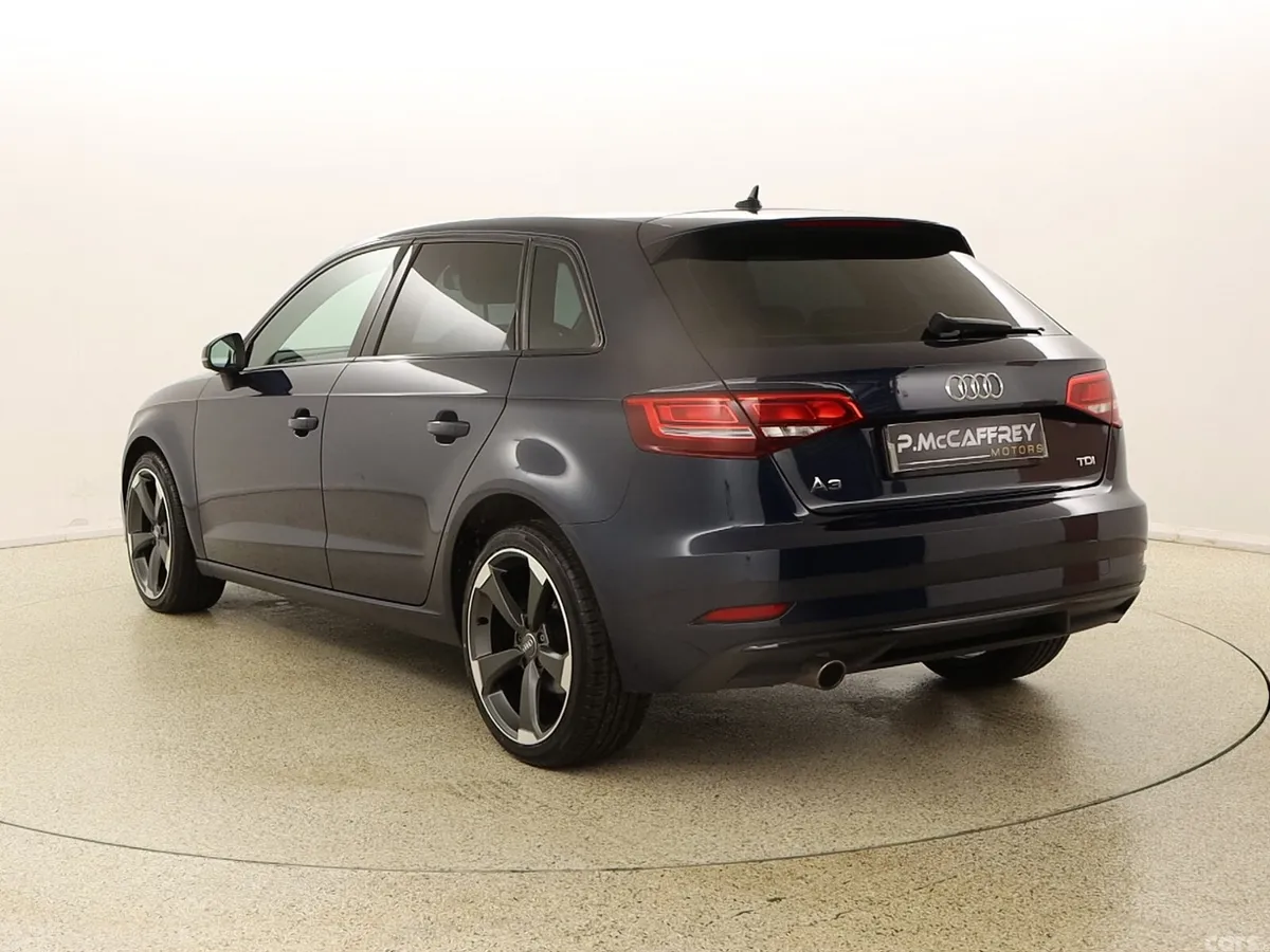 Audi A3 Hatchback, Diesel, 2017, Blue