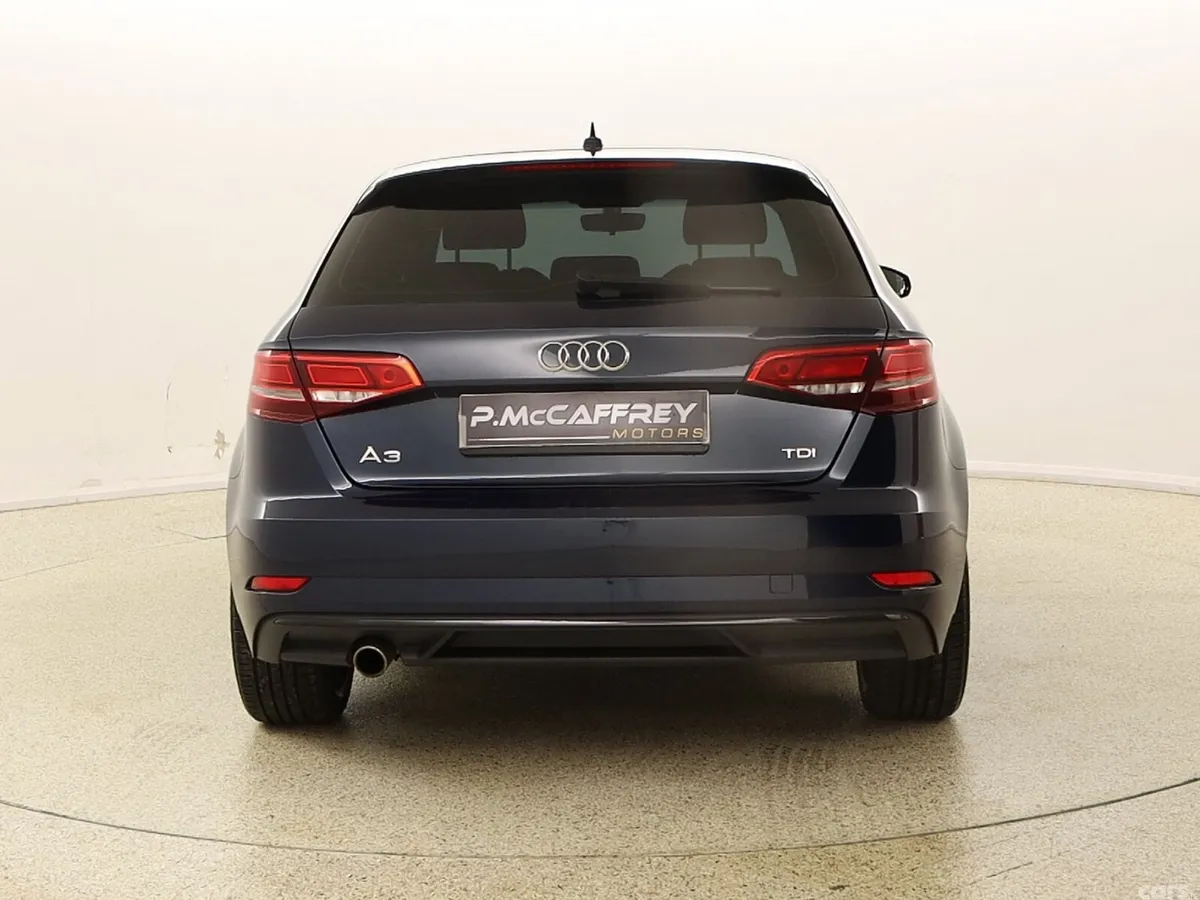 Audi A3 Hatchback, Diesel, 2017, Blue