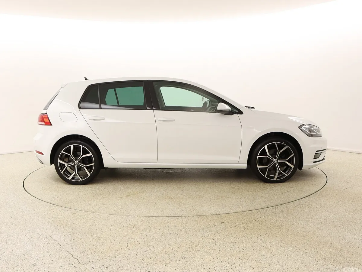 Volkswagen Golf Hatchback, Diesel, 2020, White