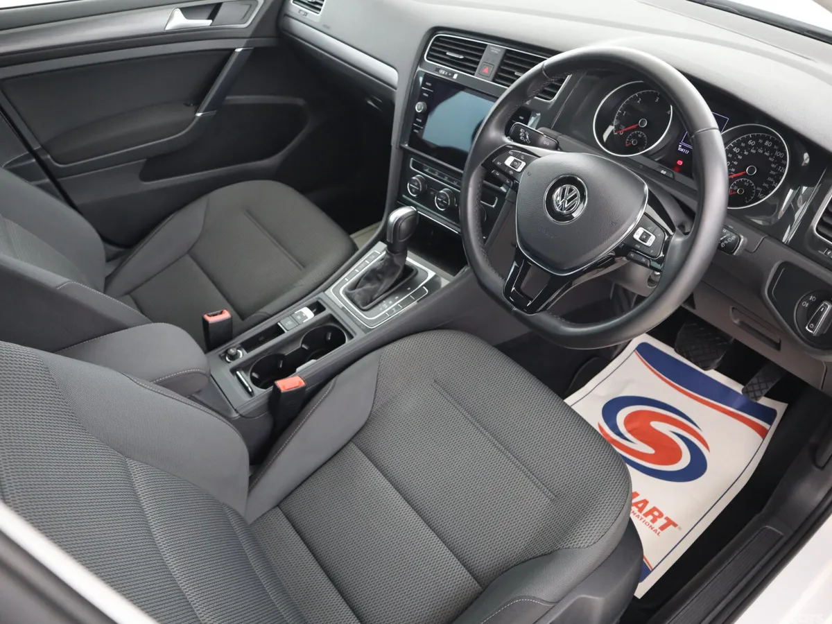 Volkswagen Golf Hatchback, Diesel, 2020, White