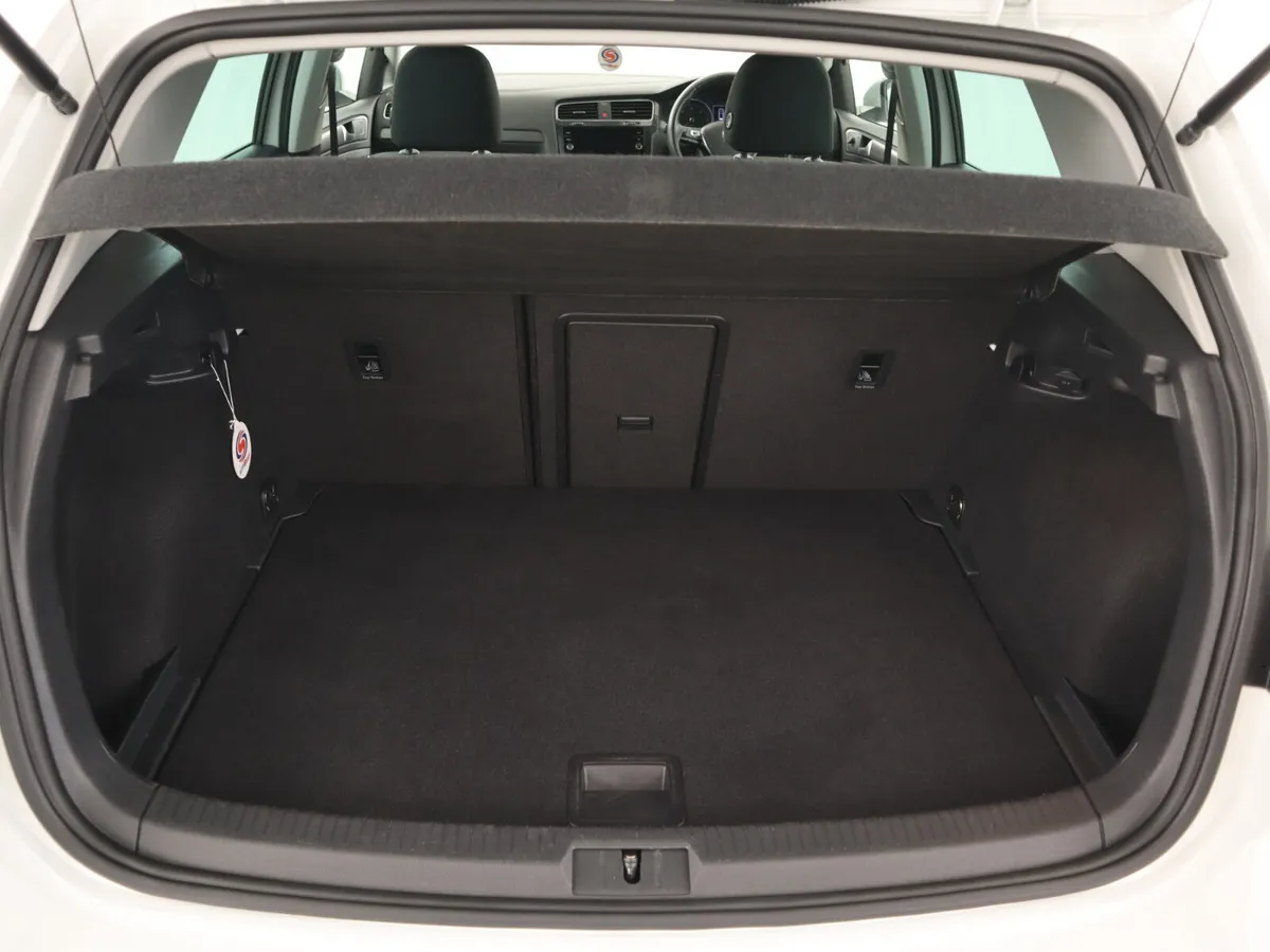 Volkswagen Golf Hatchback, Diesel, 2020, White