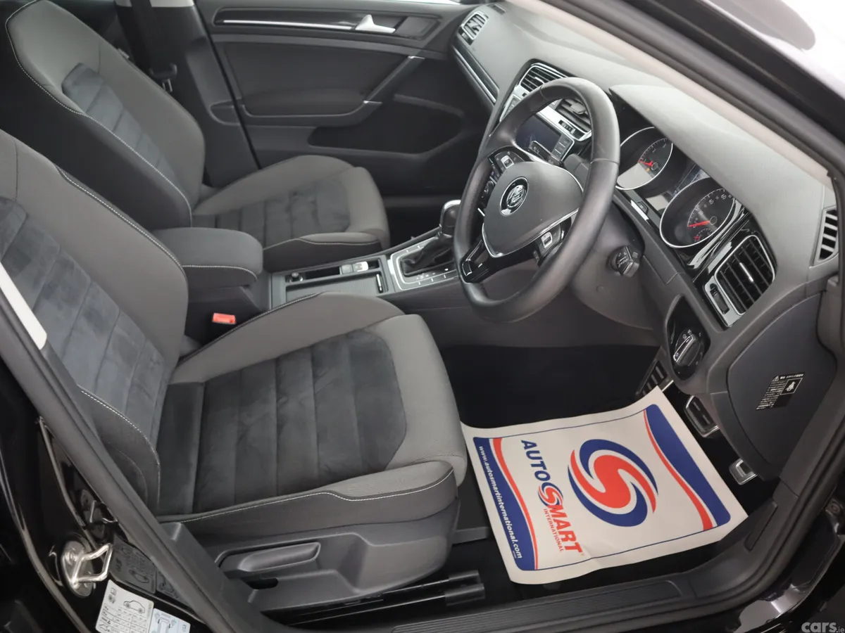 Volkswagen Golf Estate, Petrol, 2016, Black