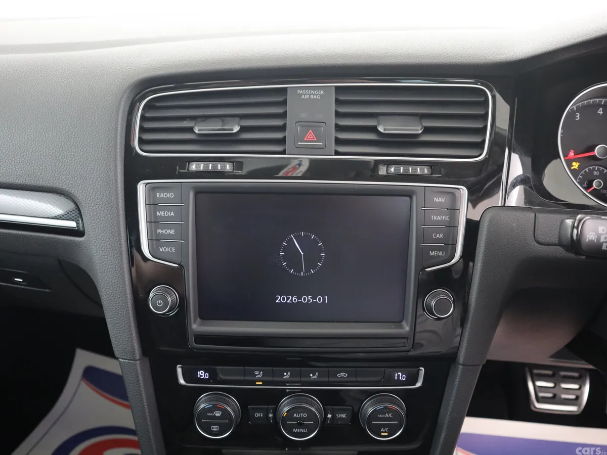 Volkswagen Golf Estate, Petrol, 2016, Black