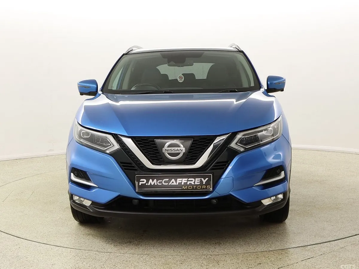 Nissan Qashqai SUV, Diesel, 2017, Blue