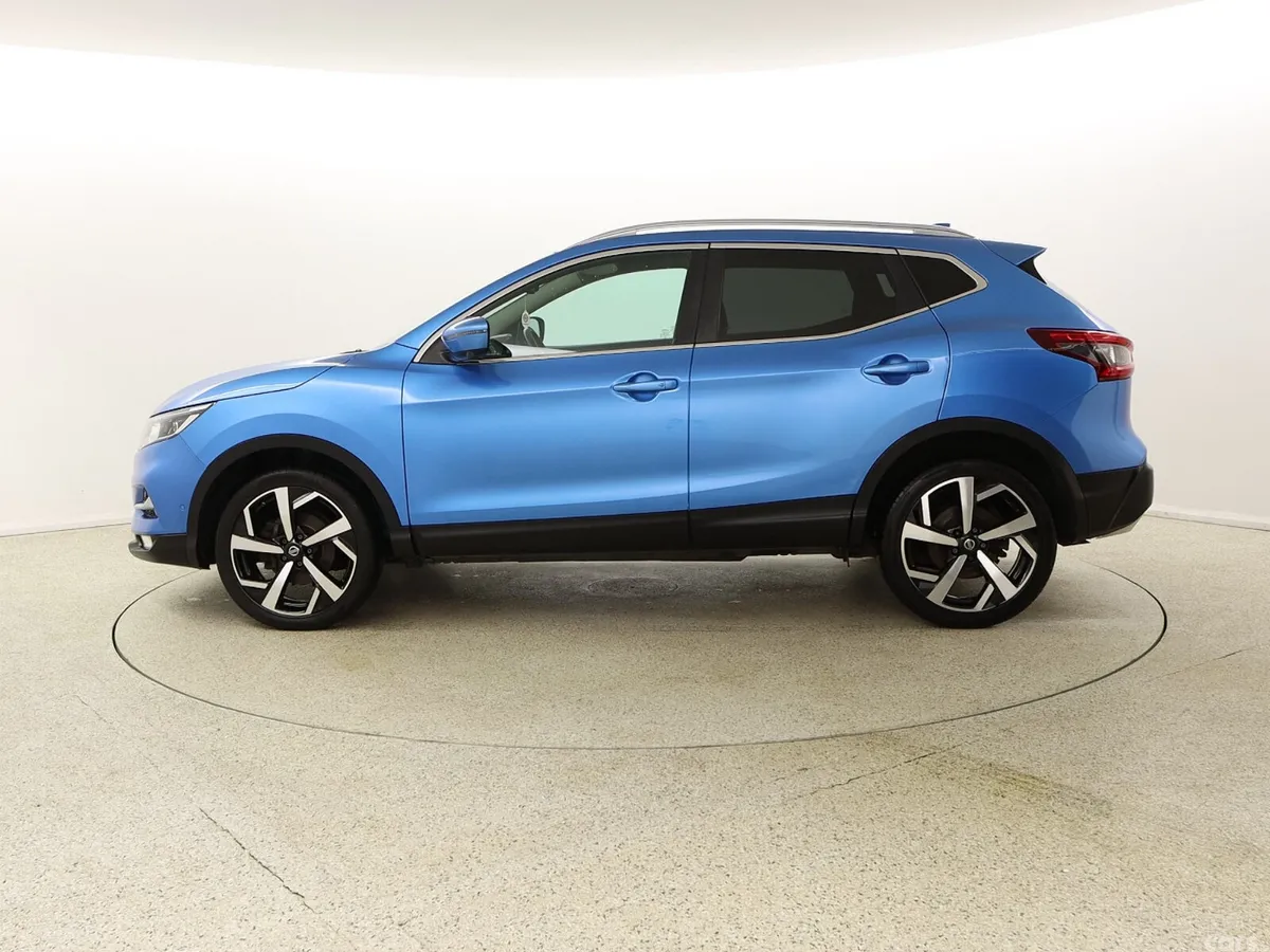 Nissan Qashqai SUV, Diesel, 2017, Blue