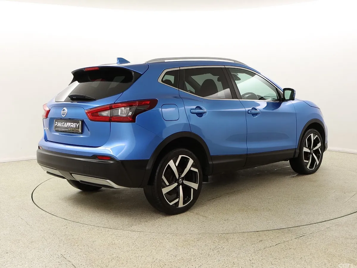 Nissan Qashqai SUV, Diesel, 2017, Blue