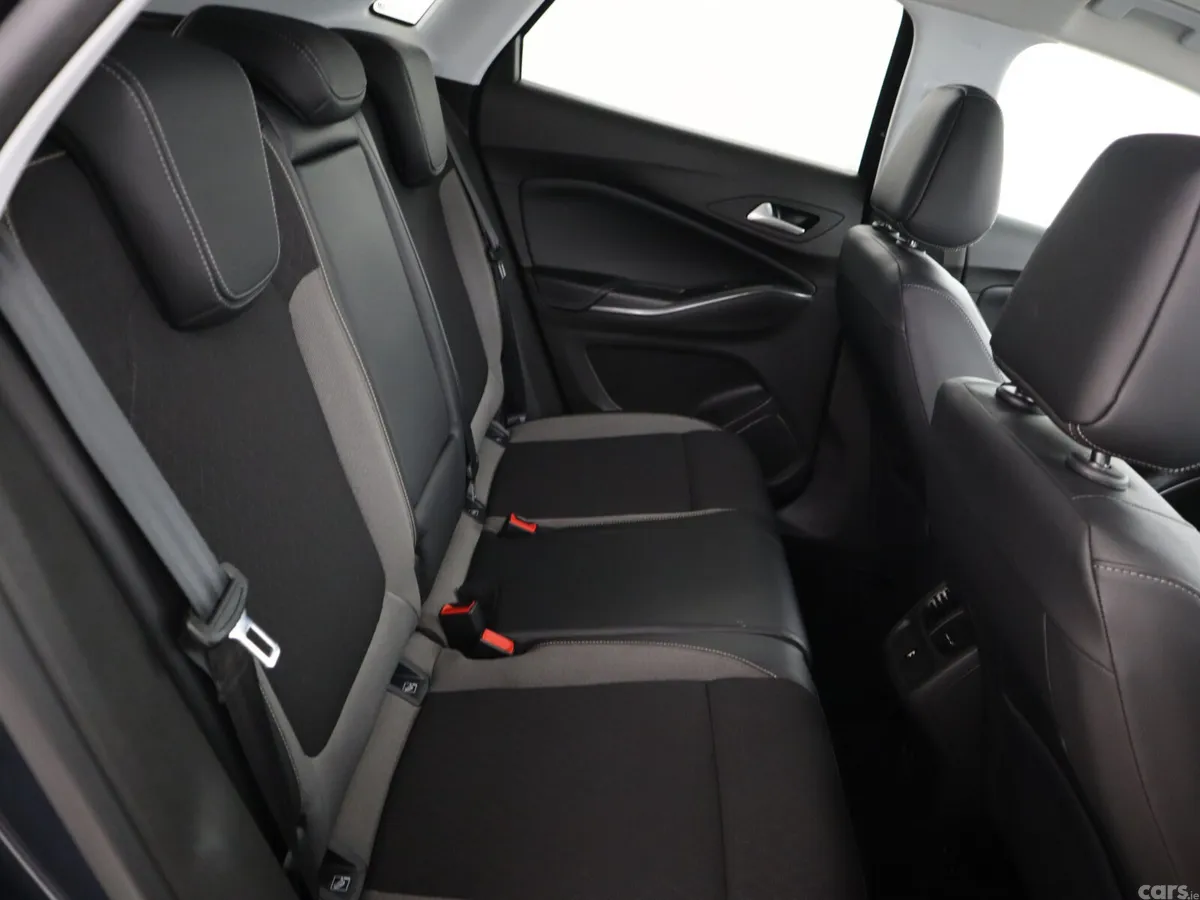 Opel Crossland X Hatchback, Petrol, 2019, Grey