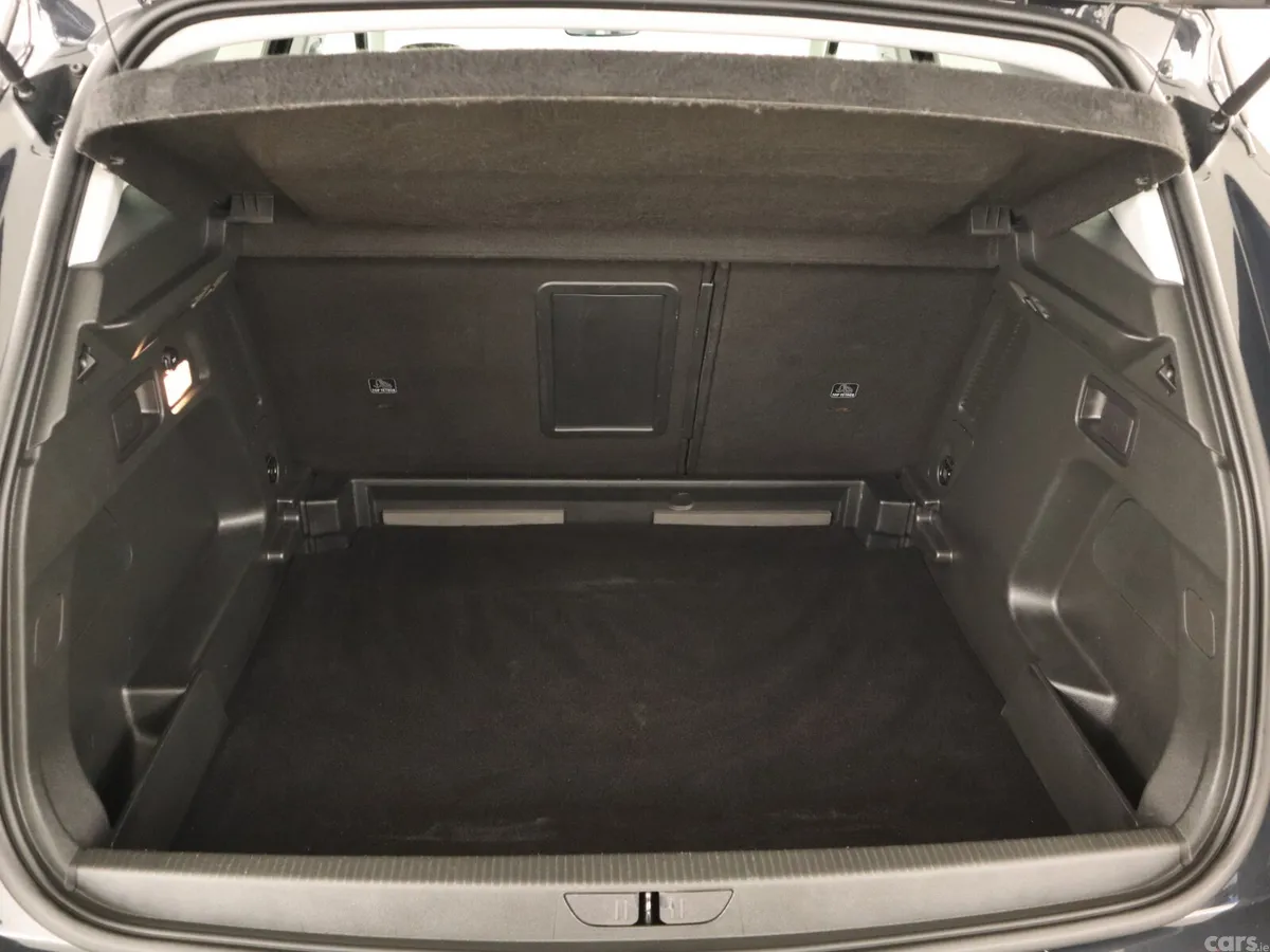 Opel Crossland X Hatchback, Petrol, 2019, Grey