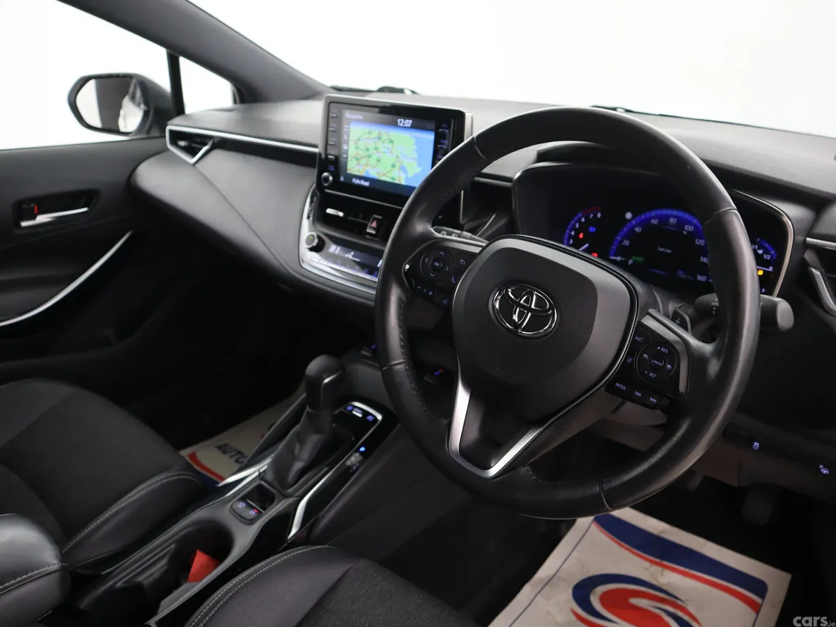 Toyota Corolla Estate, Petrol Hybrid, 2021, White