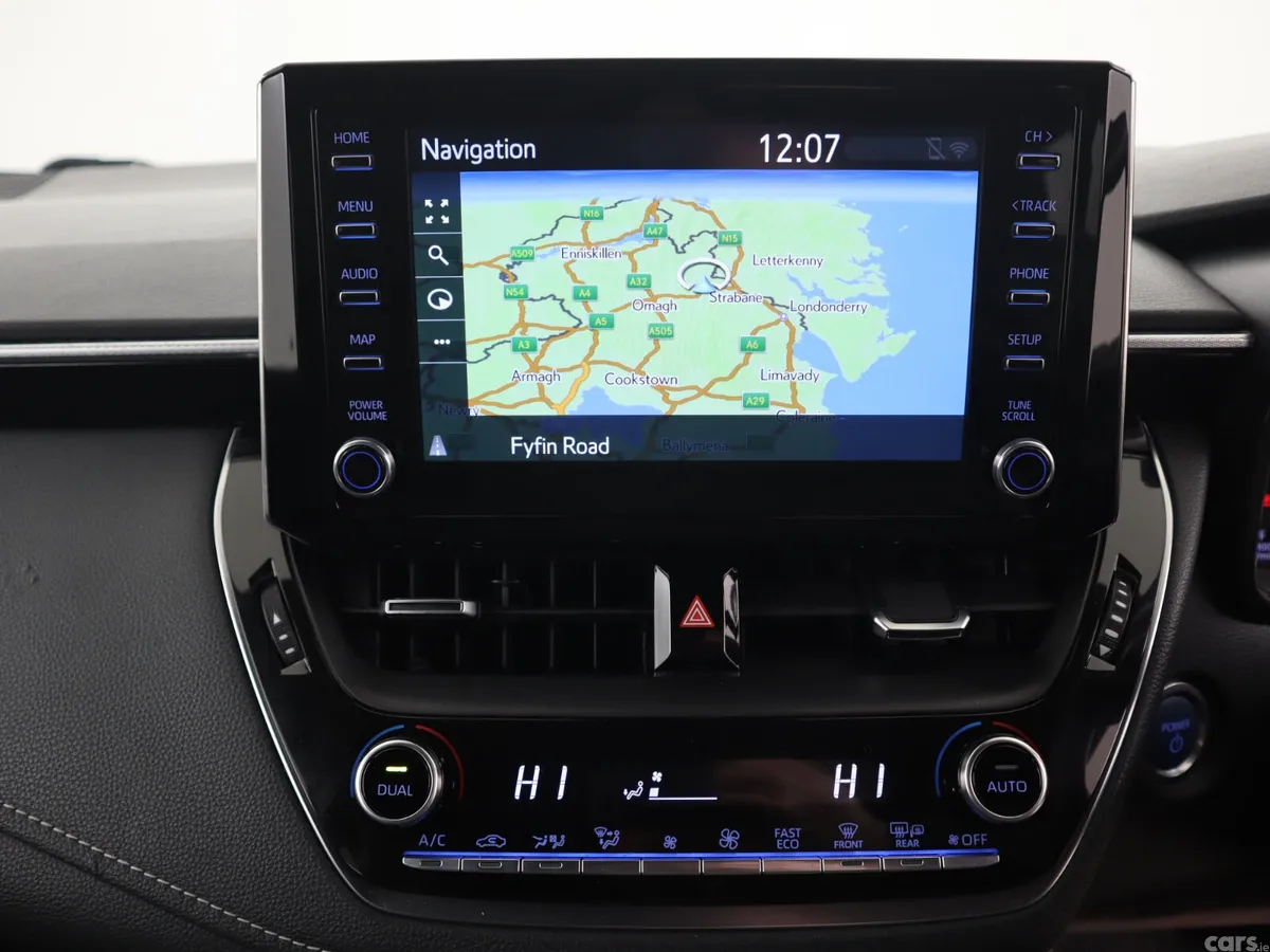 Toyota Corolla Estate, Petrol Hybrid, 2021, White