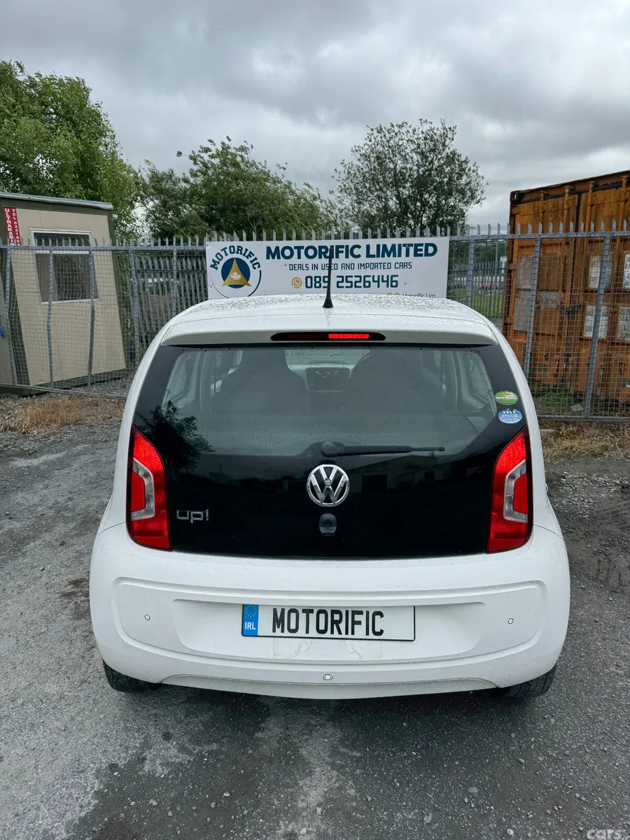 Volkswagen up! Hatchback, Petrol, 2015, White
