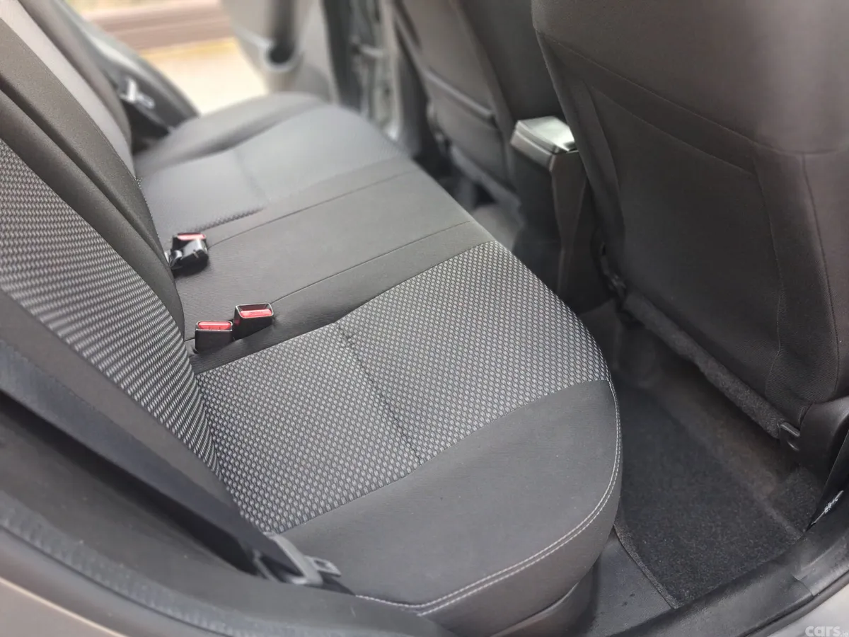 Suzuki Vitara SUV, Petrol, 2019, Grey