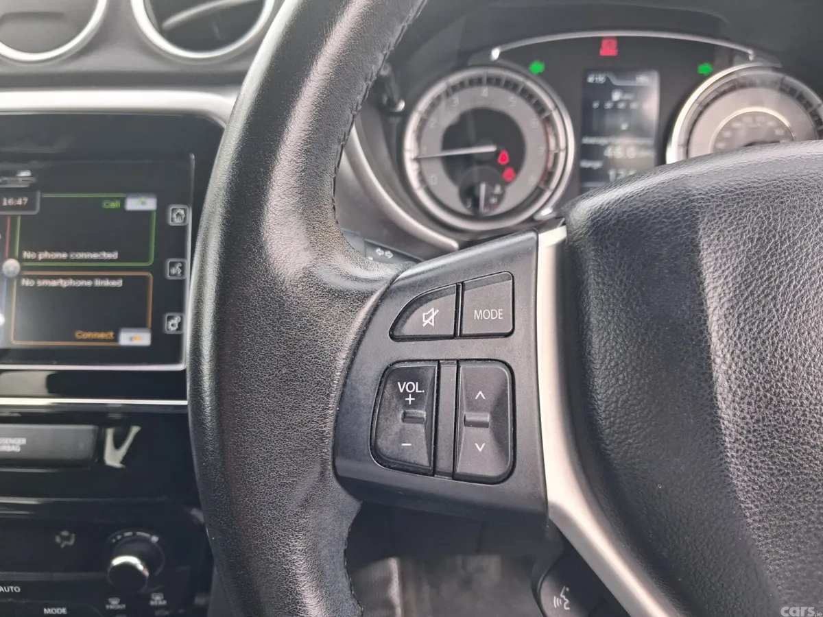 Suzuki Vitara SUV, Petrol, 2019, Grey