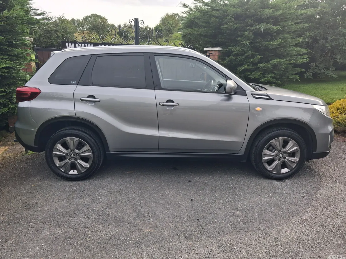 Suzuki Vitara SUV, Petrol, 2019, Grey