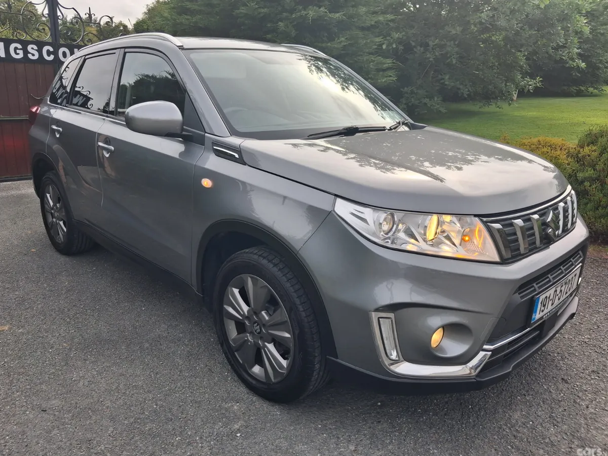 Suzuki Vitara SUV, Petrol, 2019, Grey