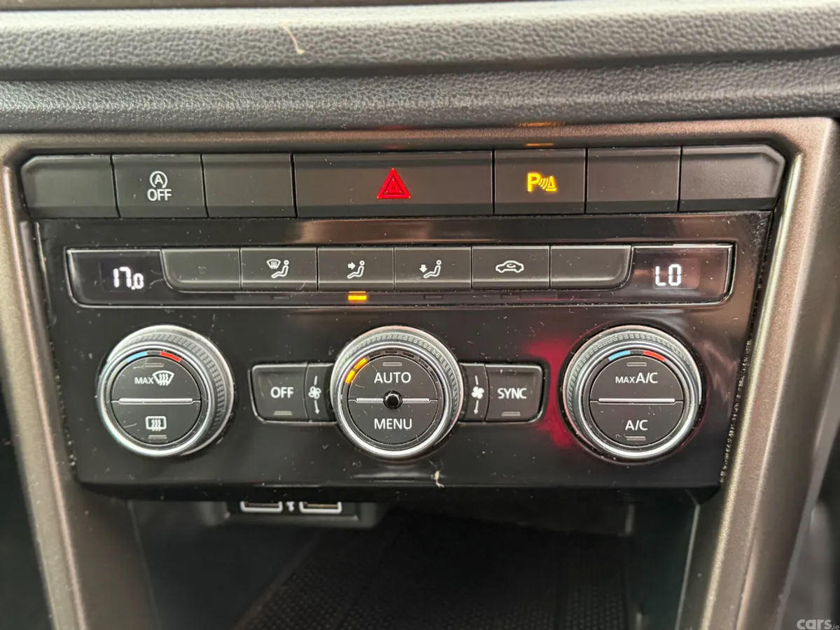 Volkswagen T-Roc SUV, Petrol, 2018, Red