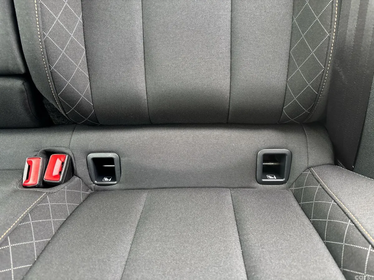 Skoda Kamiq Hatchback, Petrol, 2024, Grey